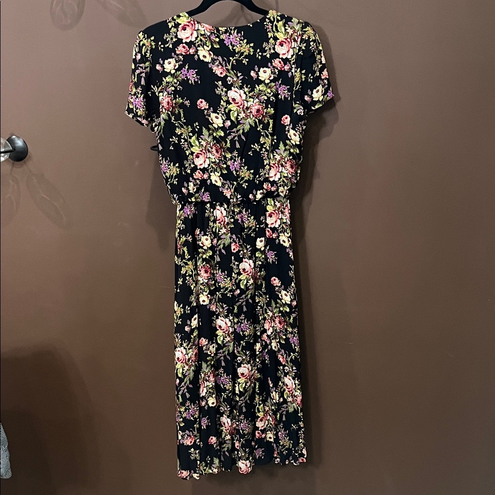 NWT Wayf Black Floral Midi Dress - Picture 4 of 4